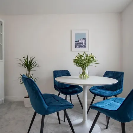 Penleys Apartment *